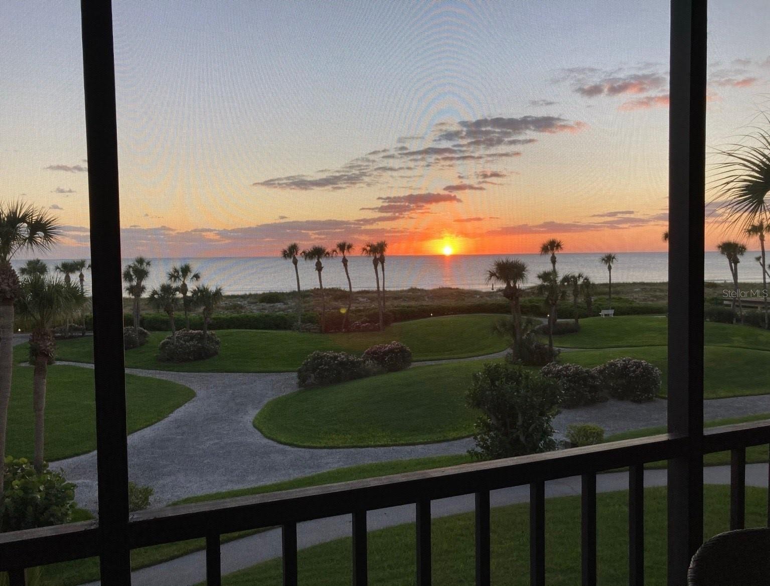 1975 GULF OF MEXICO DR #G4-309