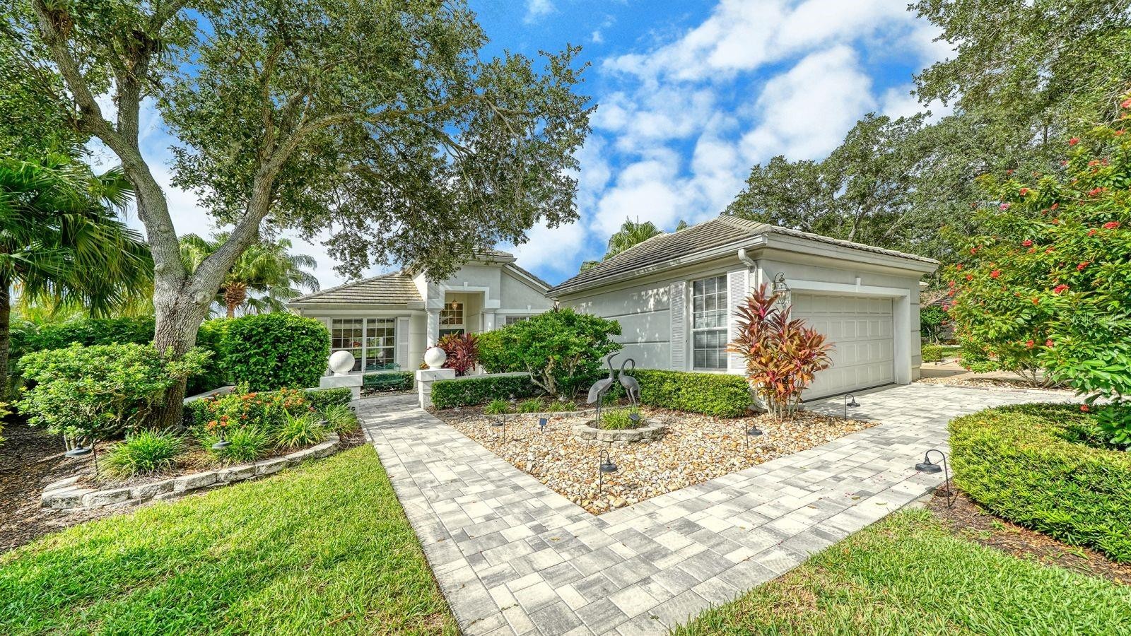 7126 KENSINGTON CT