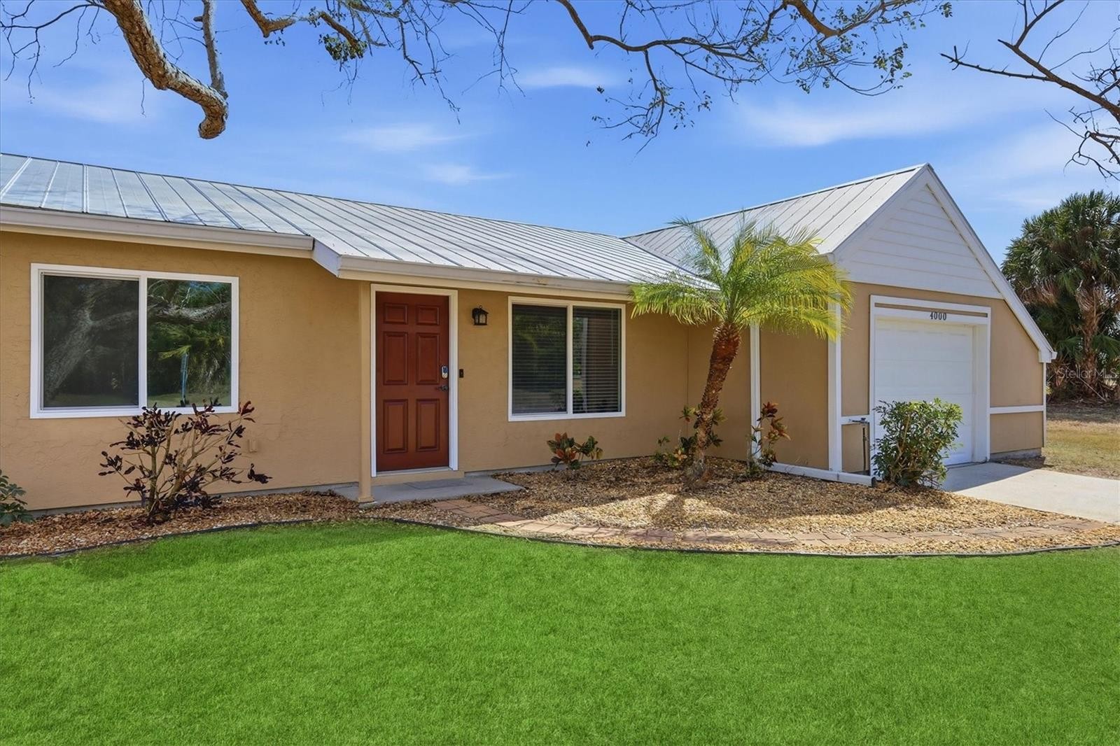 4000 PAN AMERICAN BLVD