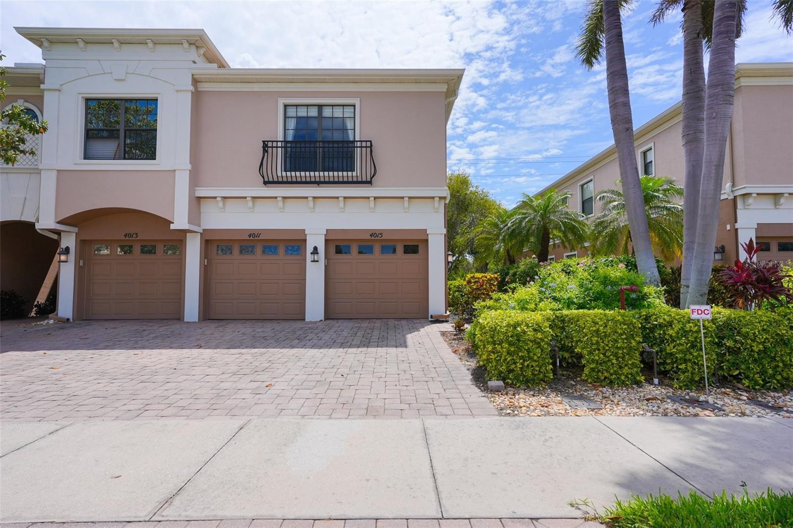 4015 OVERTURE CIR #312