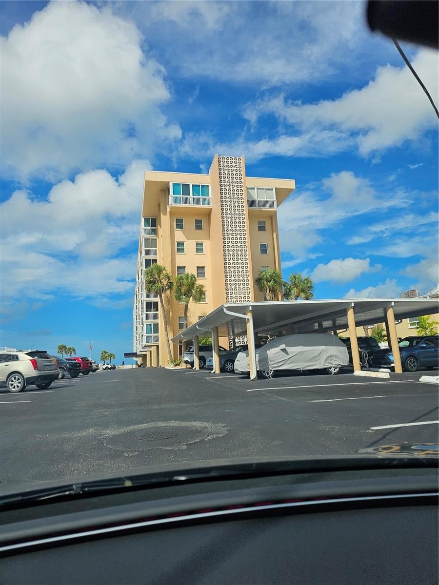 1255 TARPON CENTER DR #614