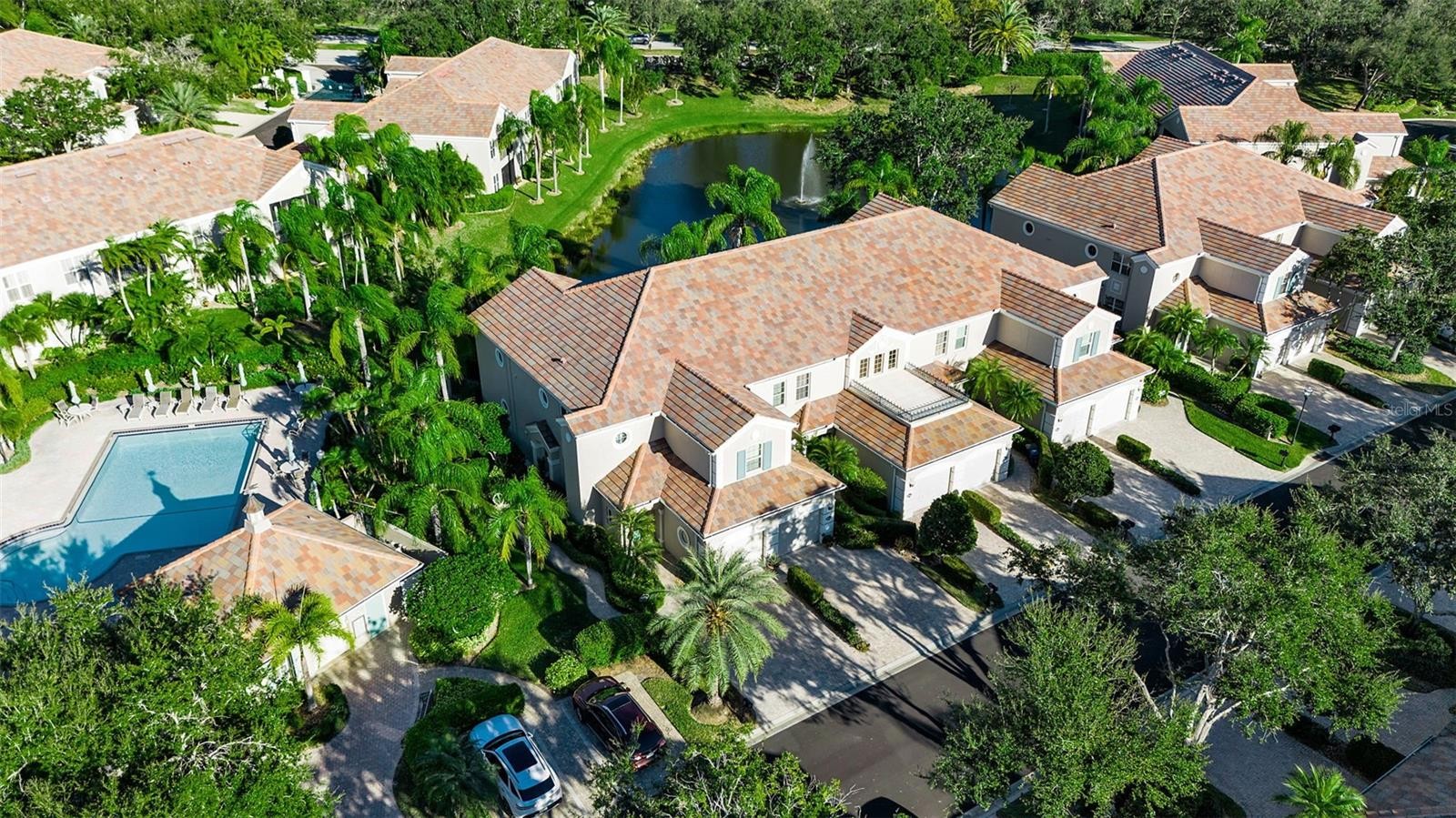 5211 PARISIENNE PL #101B27