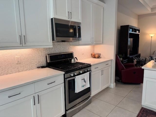 6224 CHAMPIONS ROW ST