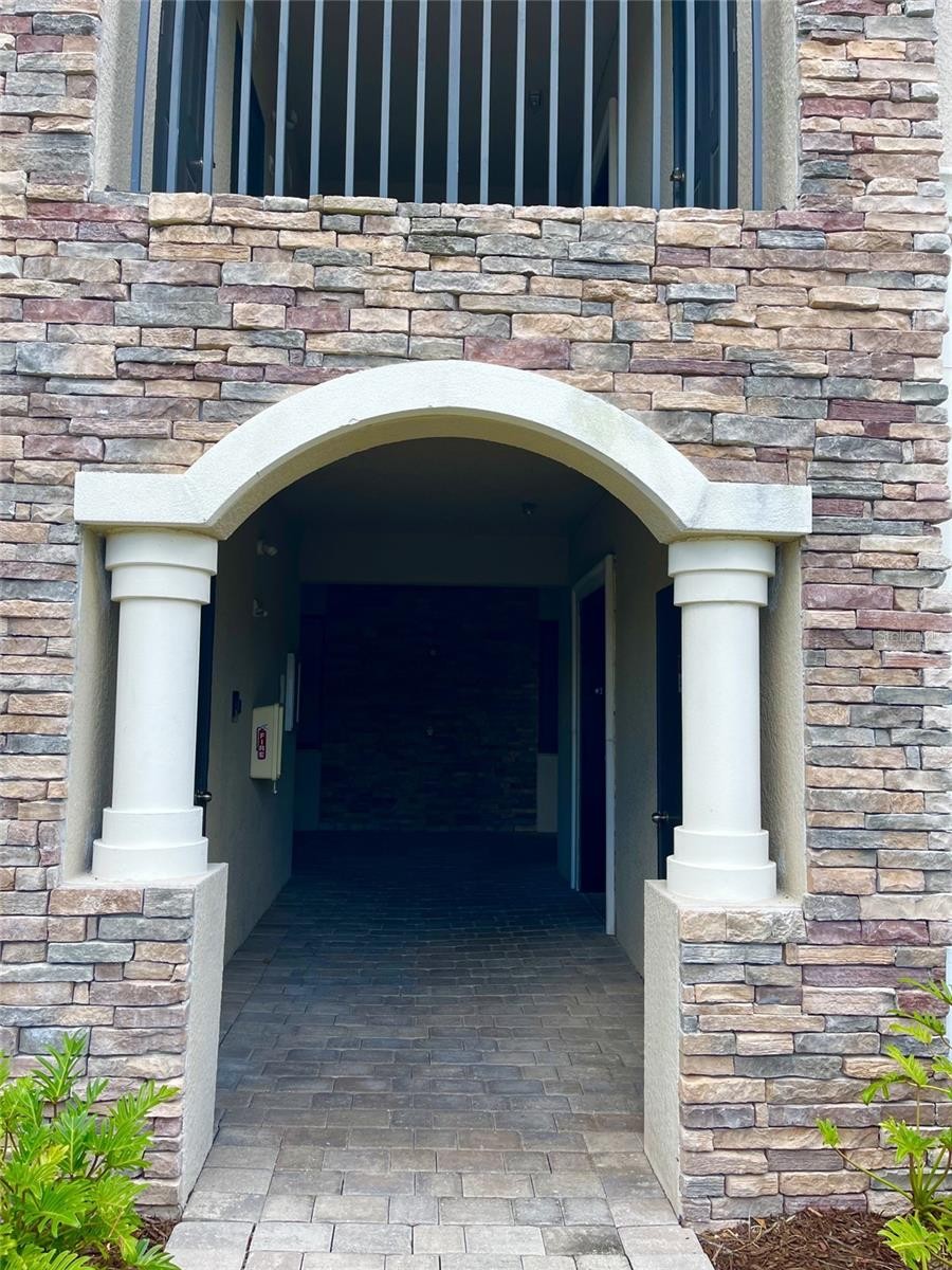 17108 VARDON TER #401
