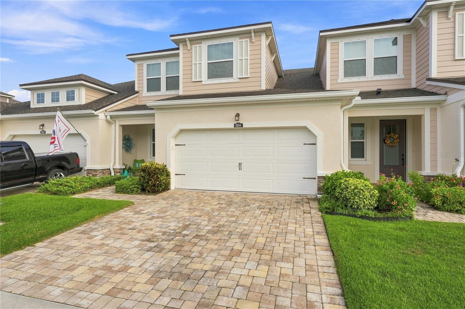 3684 FESCUE LN