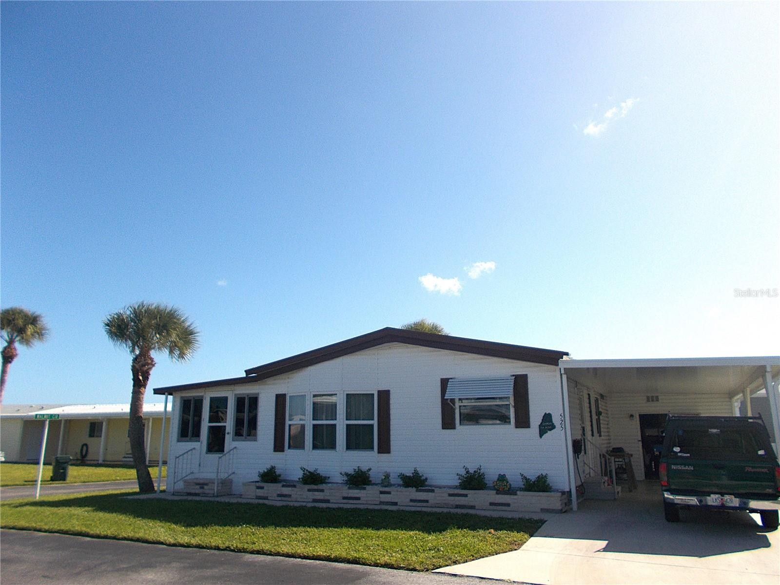 525 SANDPIPER DR