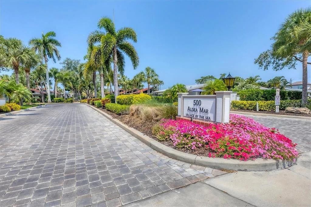 500 PARK BLVD S #24