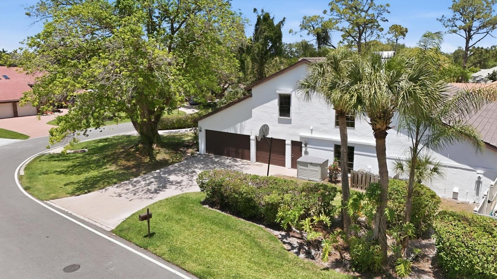4689 PINE HARRIER DR