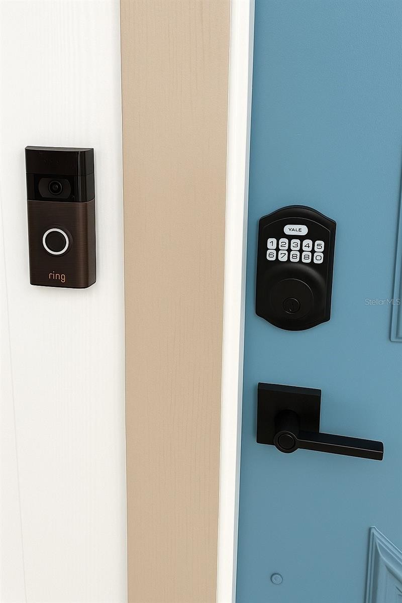 1211 CAPRI ISLES BLVD #6