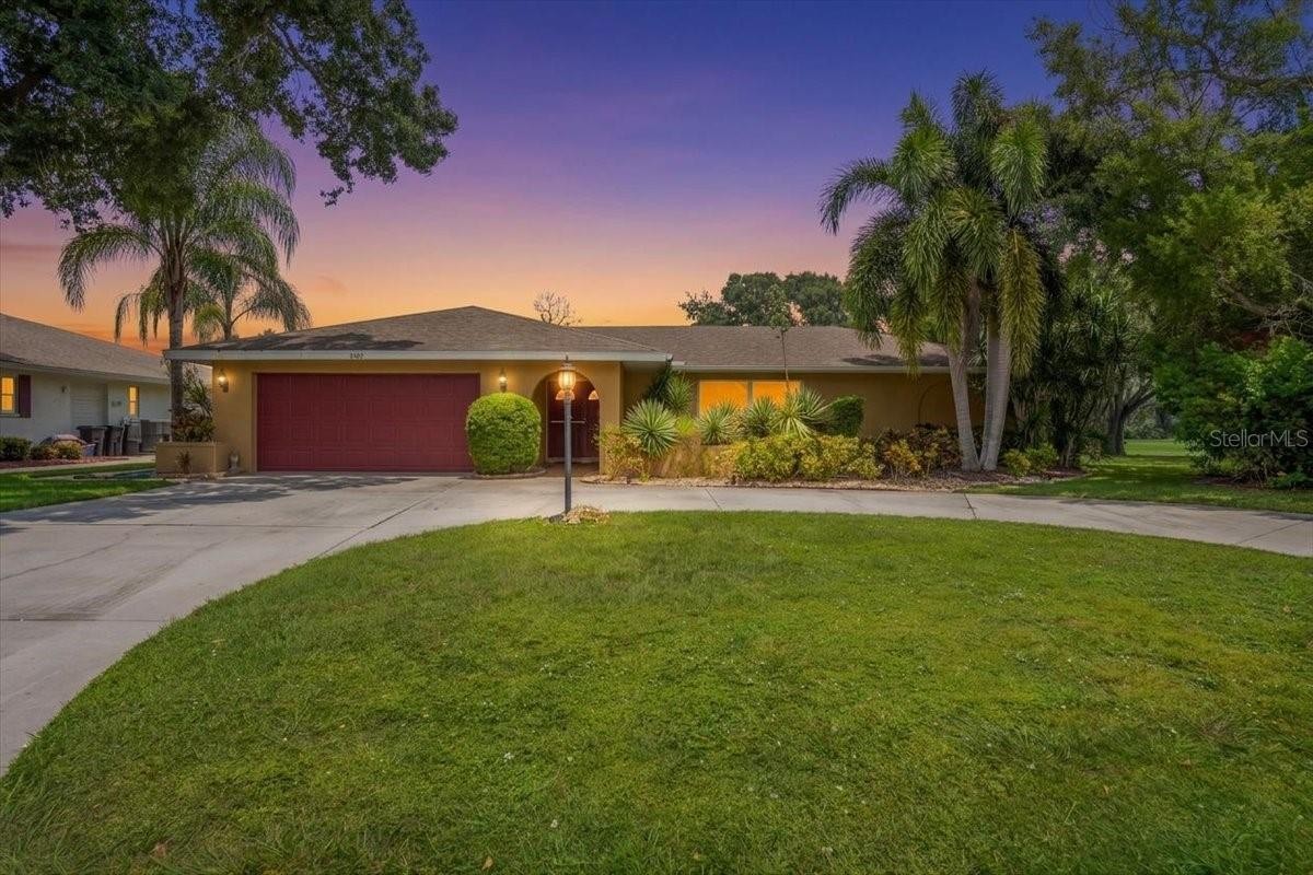 5409 PALM AIRE DR