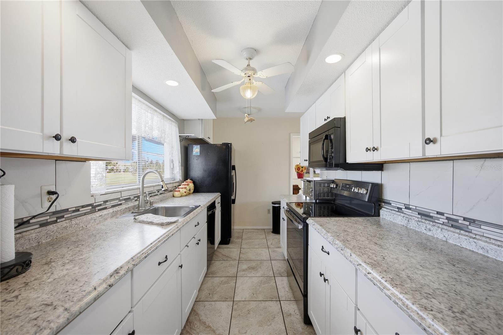 6408 PAN AMERICAN BLVD