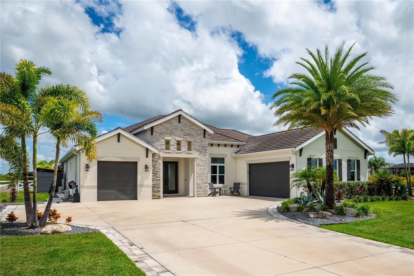 3527 QUIVER CT