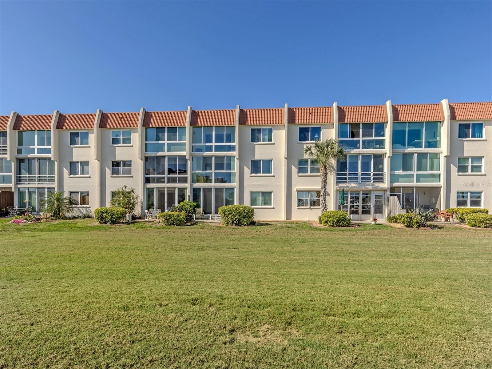 250 SANTA MARIA ST #317