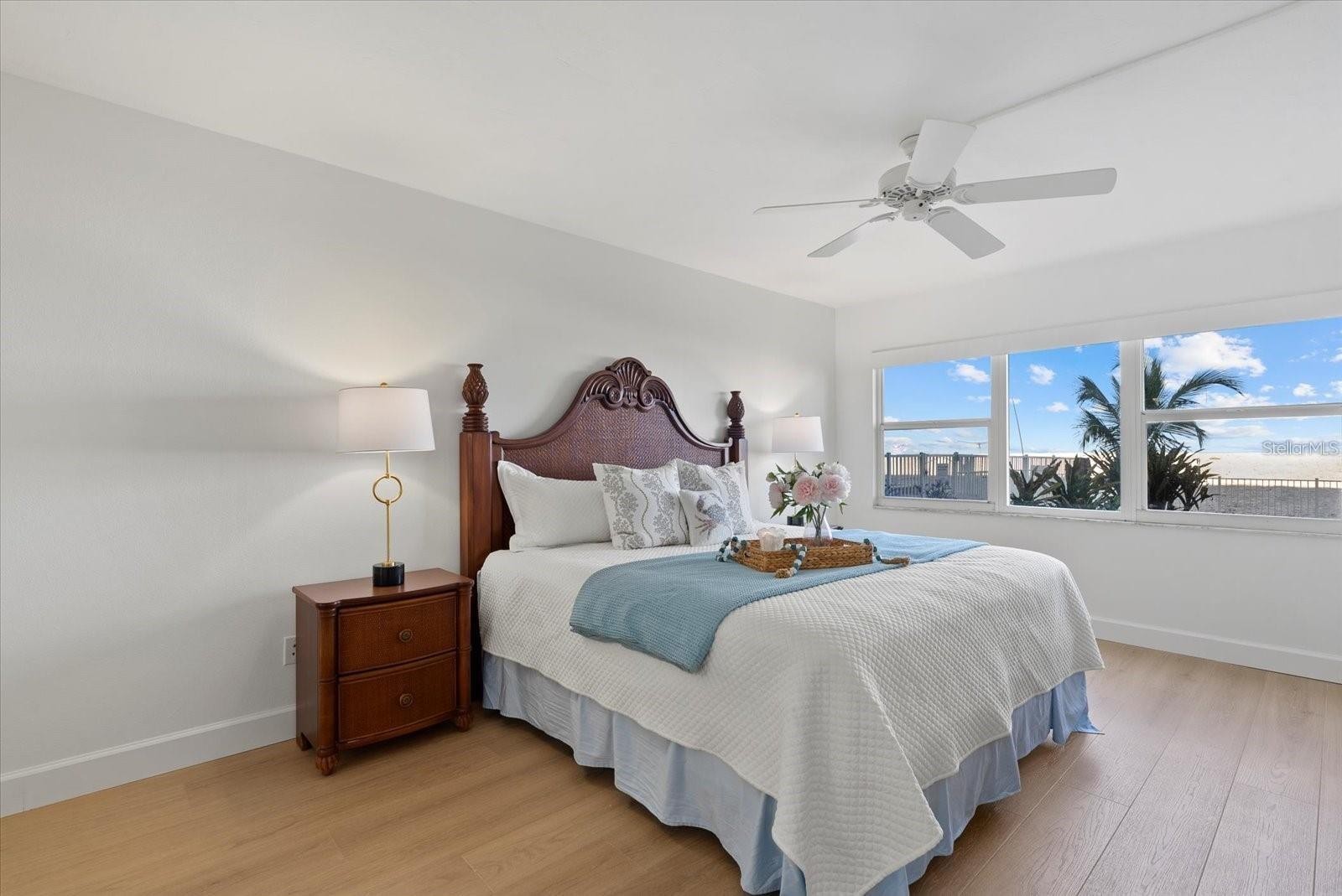 255 THE ESPLANADE N #106