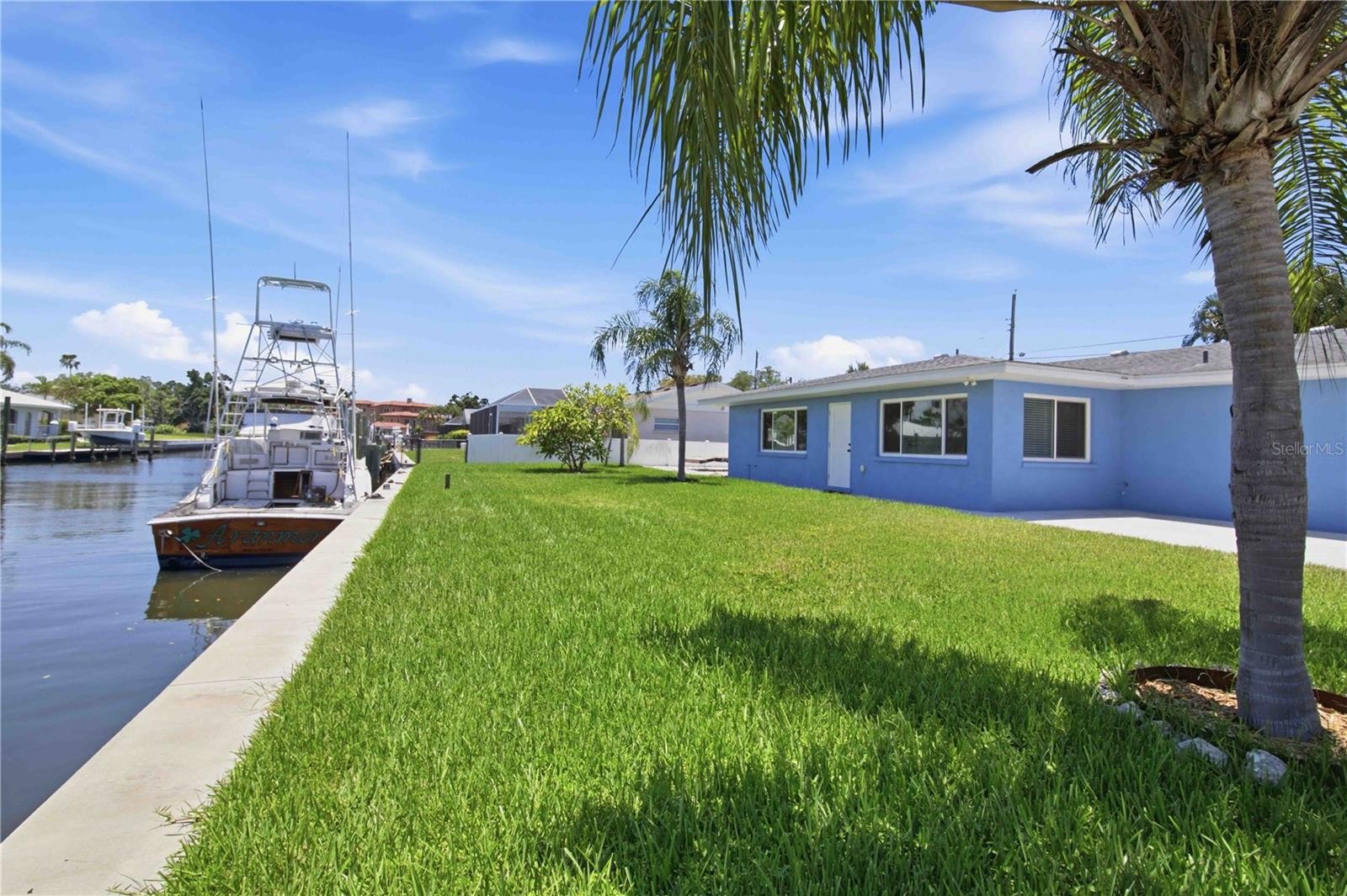 908 24TH AVE W