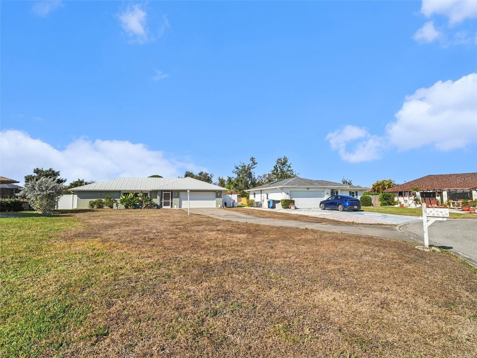 1309 PINEBROOK WAY CT