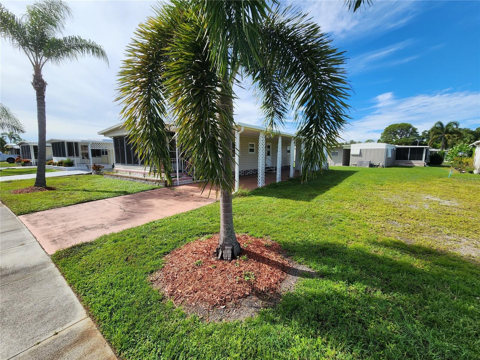 5408 CHATEAU LN