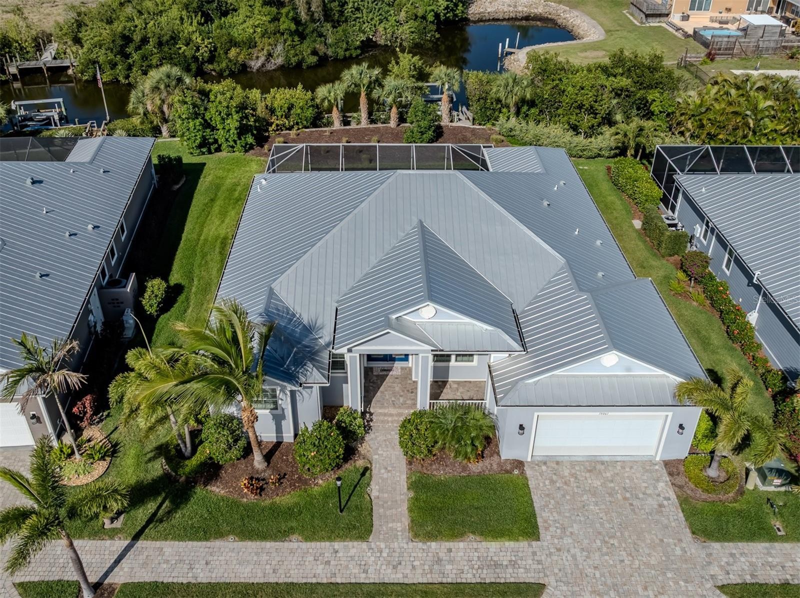 18061 WOODEN SKIFF CT