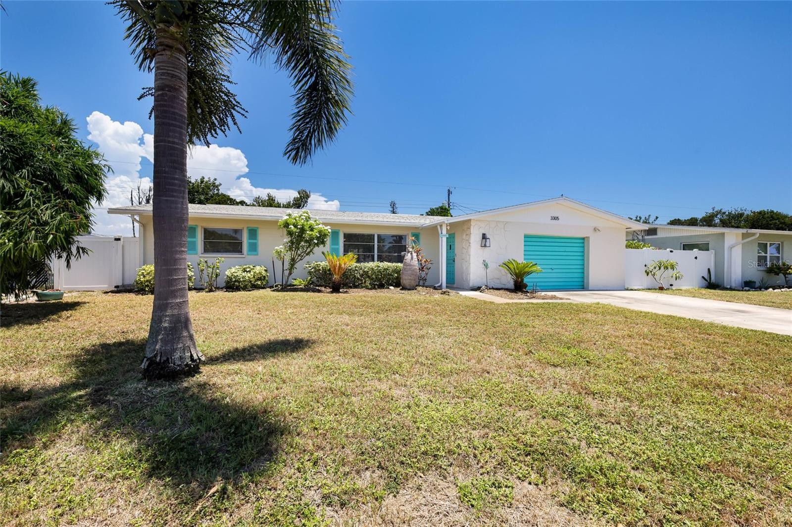 3305 HIGHLAND AVE W