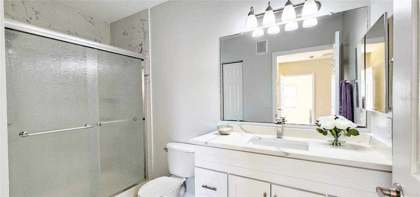 1040 VILLAGIO CIR #201