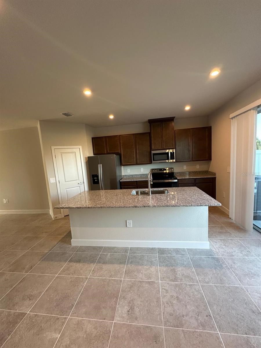 12442 AMBER CREEK CIR