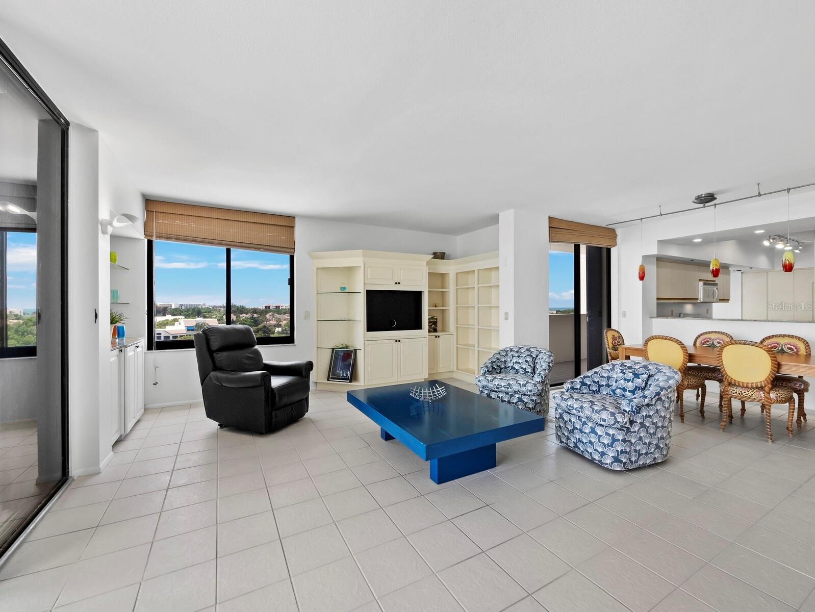2020 HARBOURSIDE DR #457