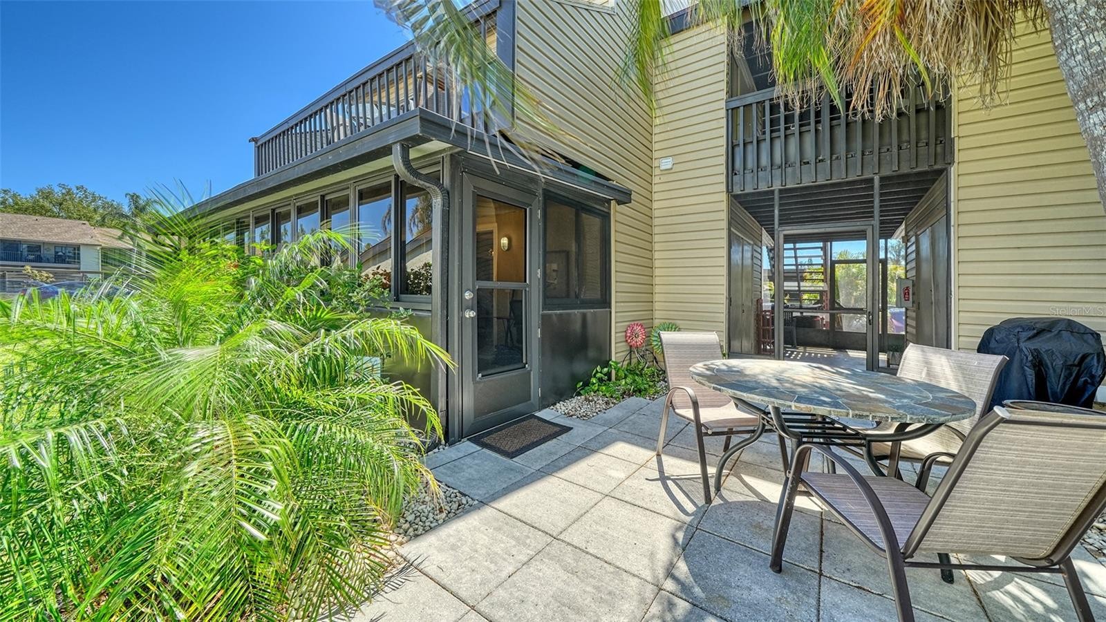 712 WHITE PINE TREE RD #77