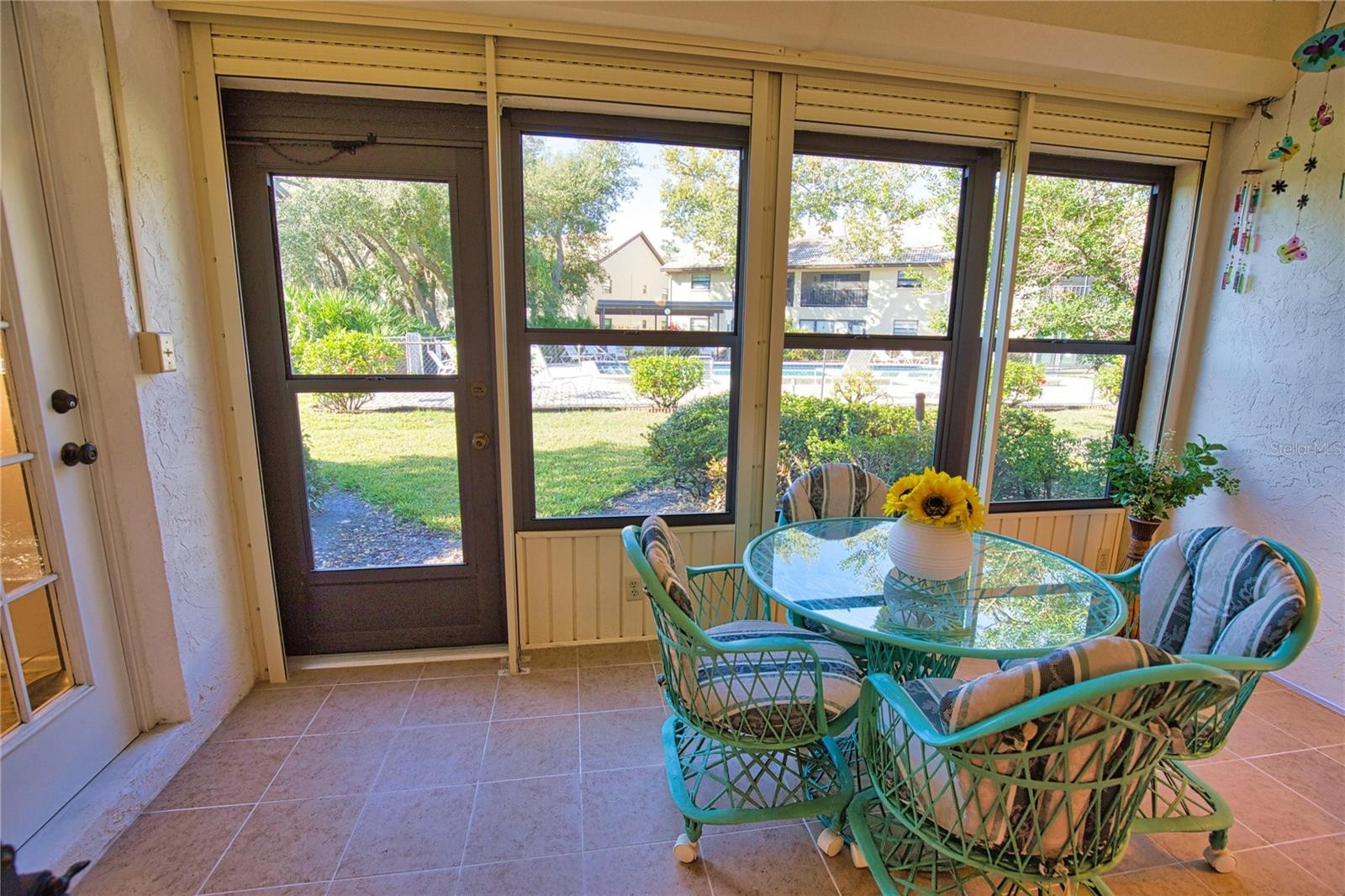 360 THREE LAKES LN #G