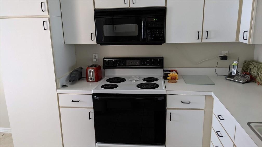 9300 CLUBSIDE CIR #1306