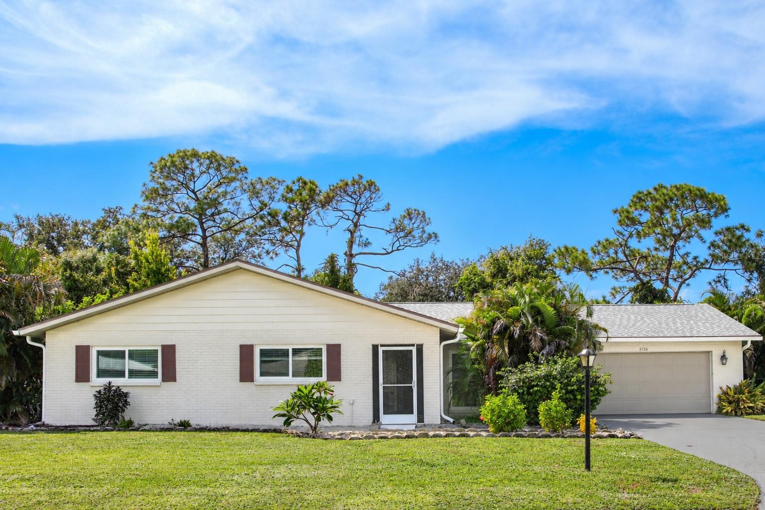 5726 TIMBER LAKE DR
