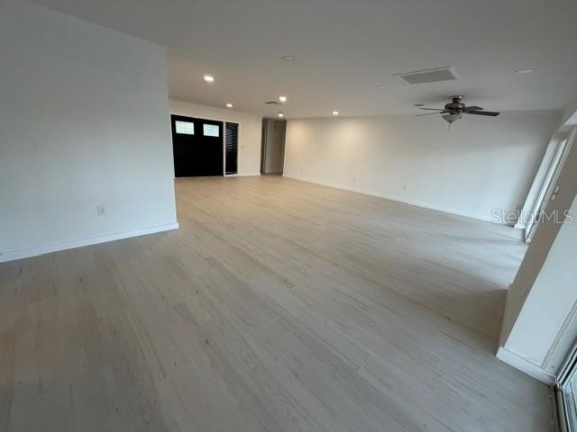 605 LOTUS LN