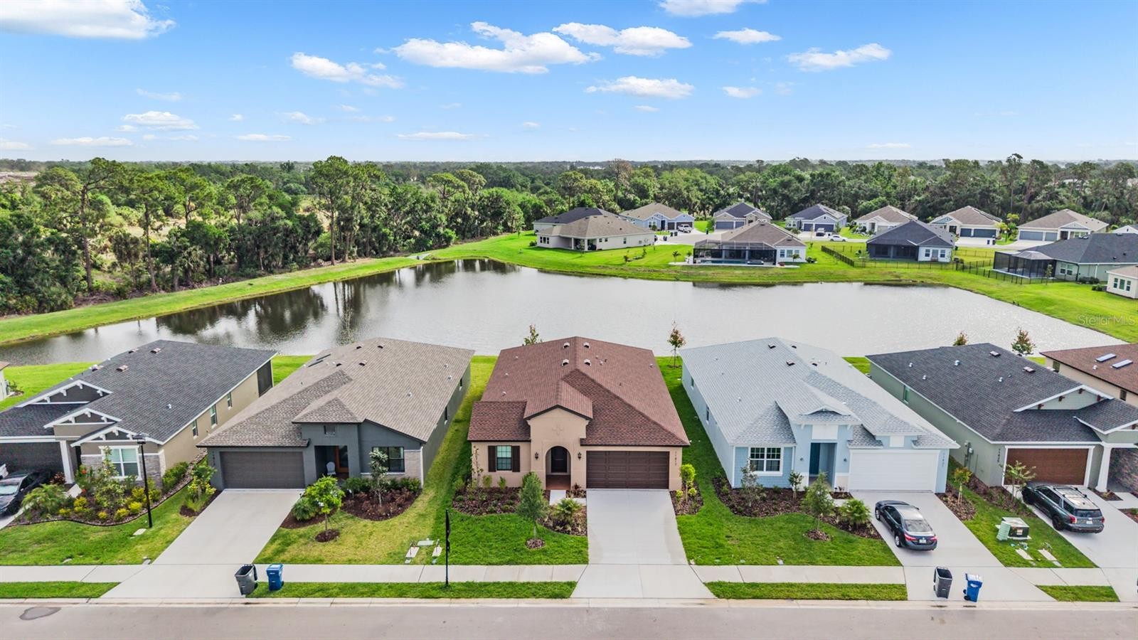 11817 MOONSAIL DR