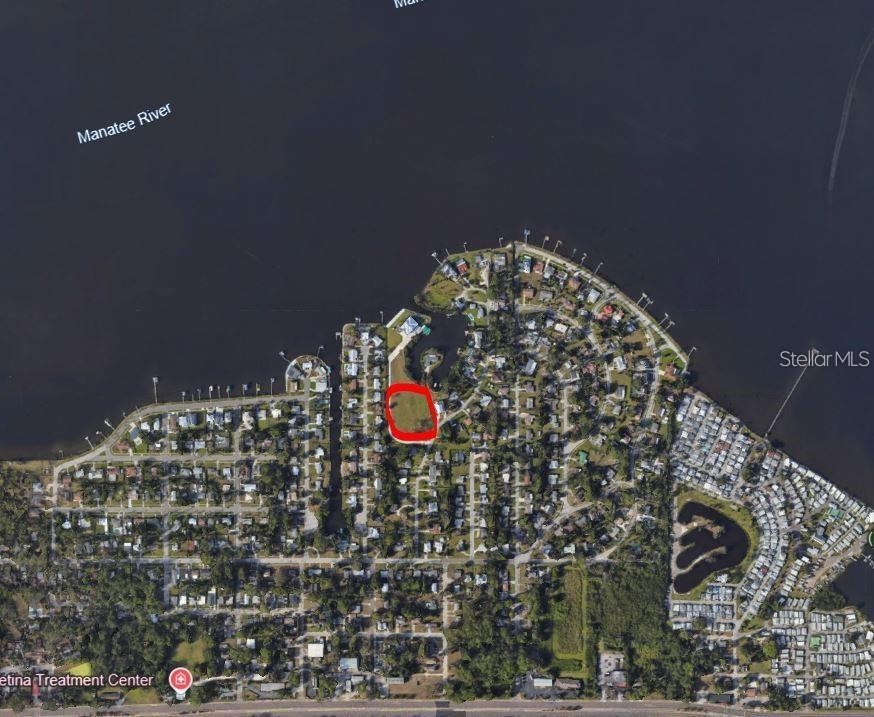 210 22ND STREET CT NE