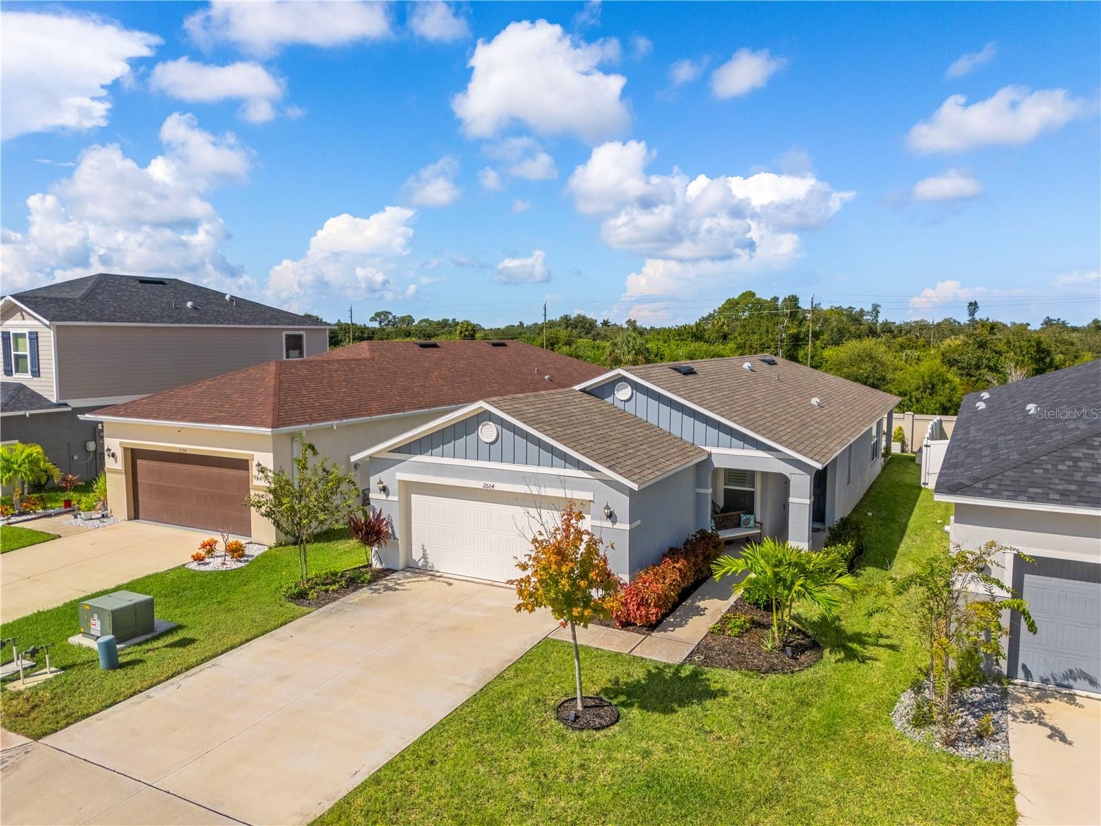 2604 89TH STREET CIR E