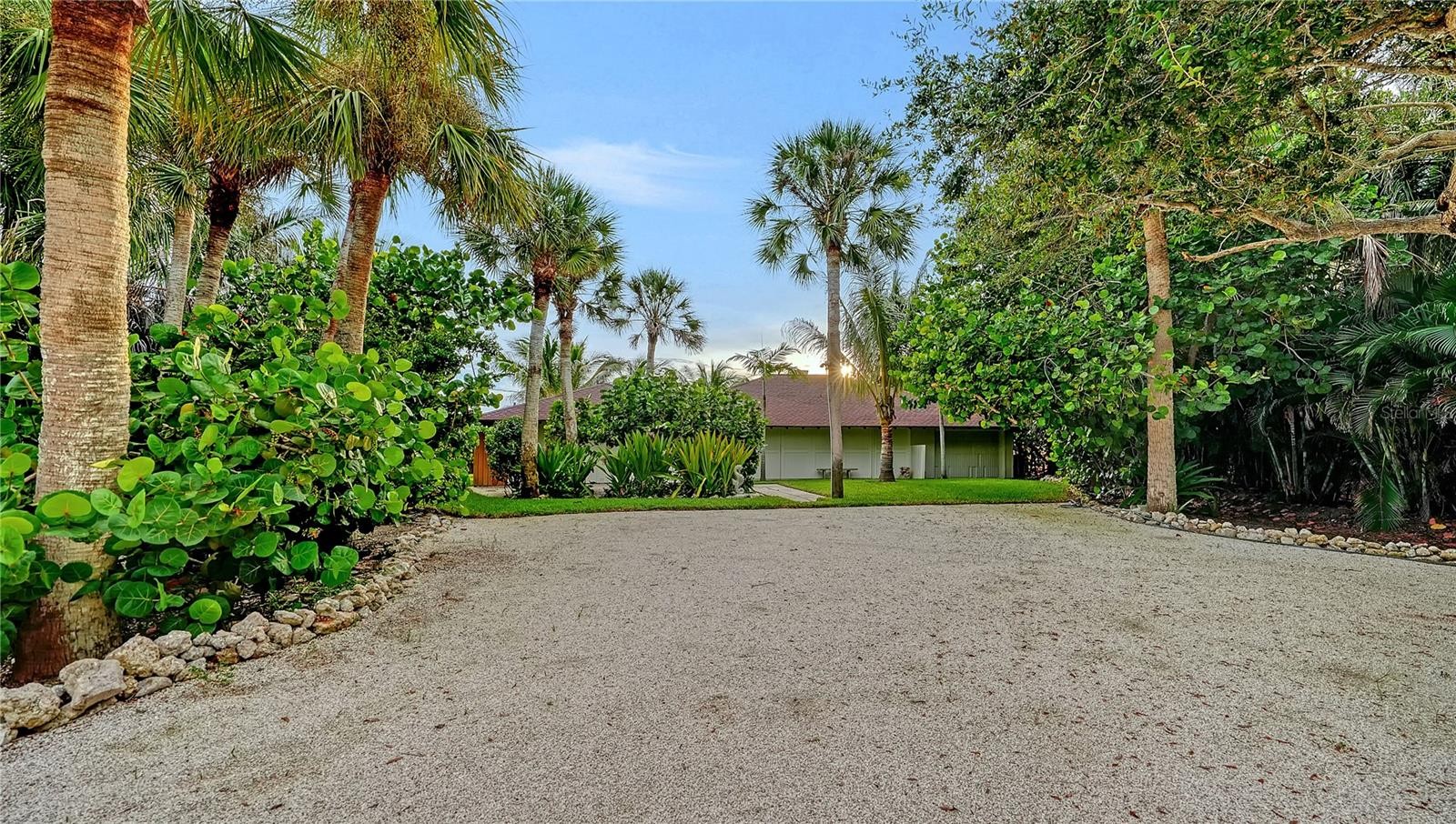 2417 CASEY KEY RD