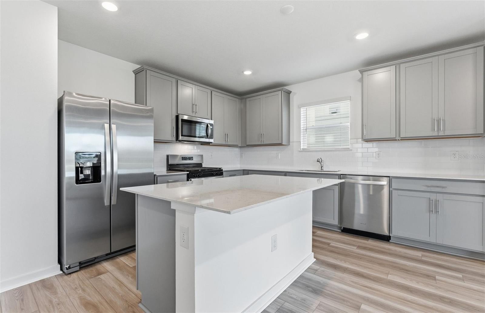 11354 MEADOW RIVER WAY