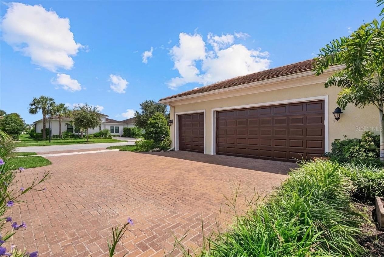 4823 PASTEL CT