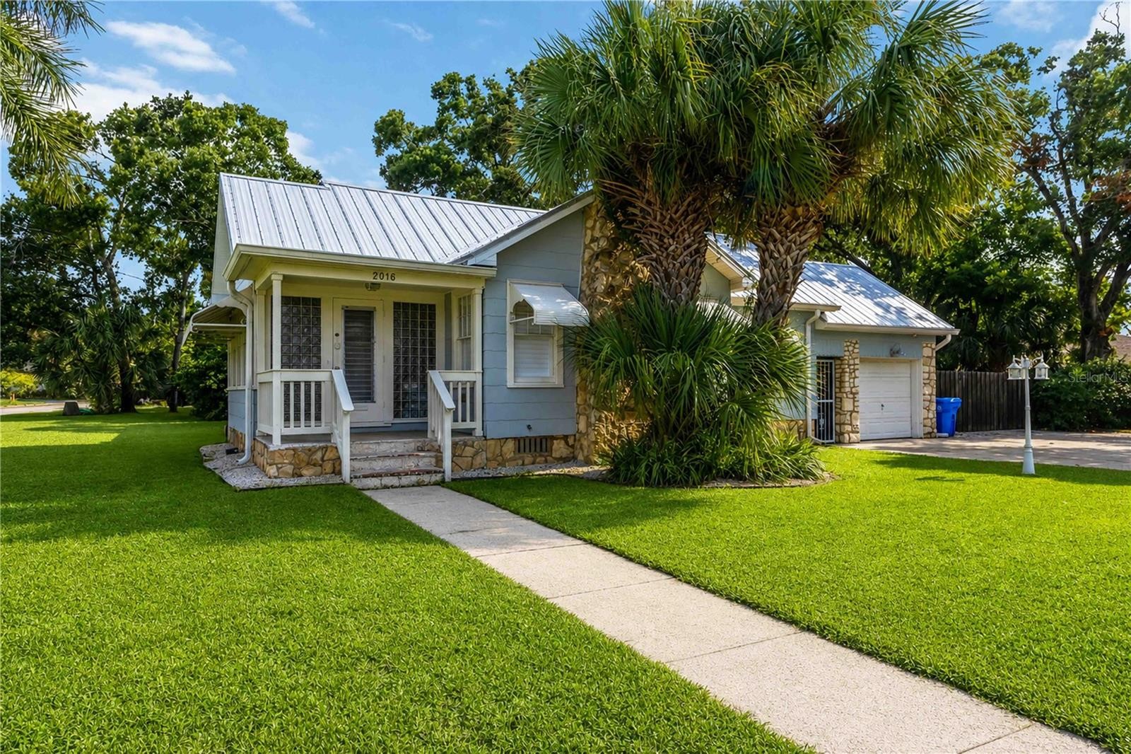 2016 VIRGINIA DR