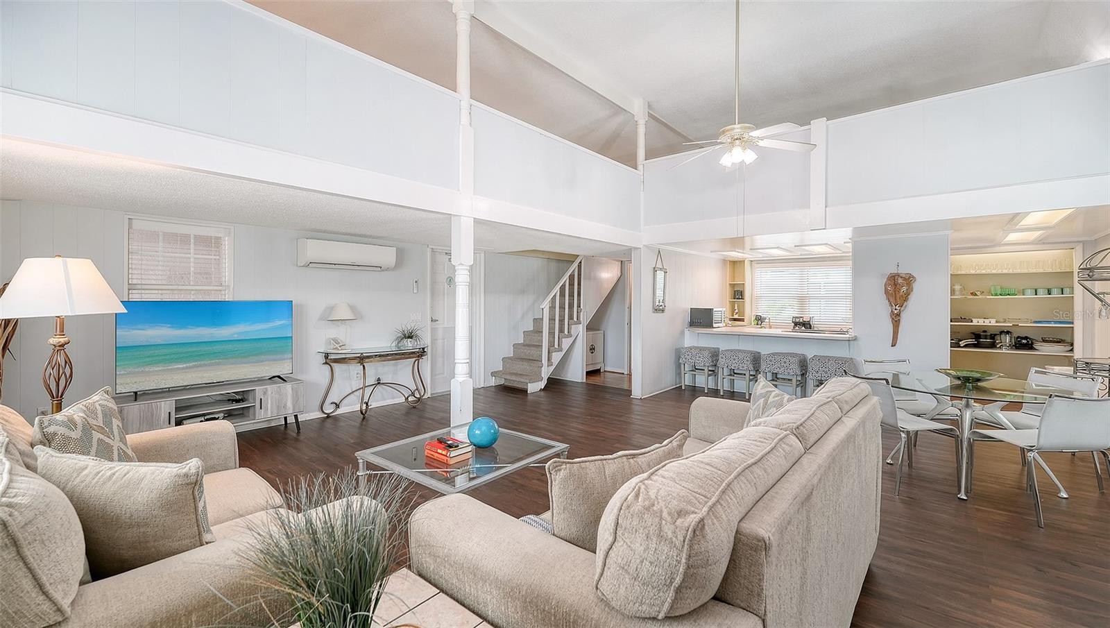 3453 GULF OF MEXICO DR #200