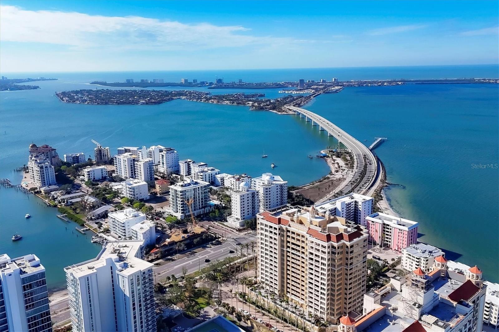 35 WATERGATE DR ## 1203