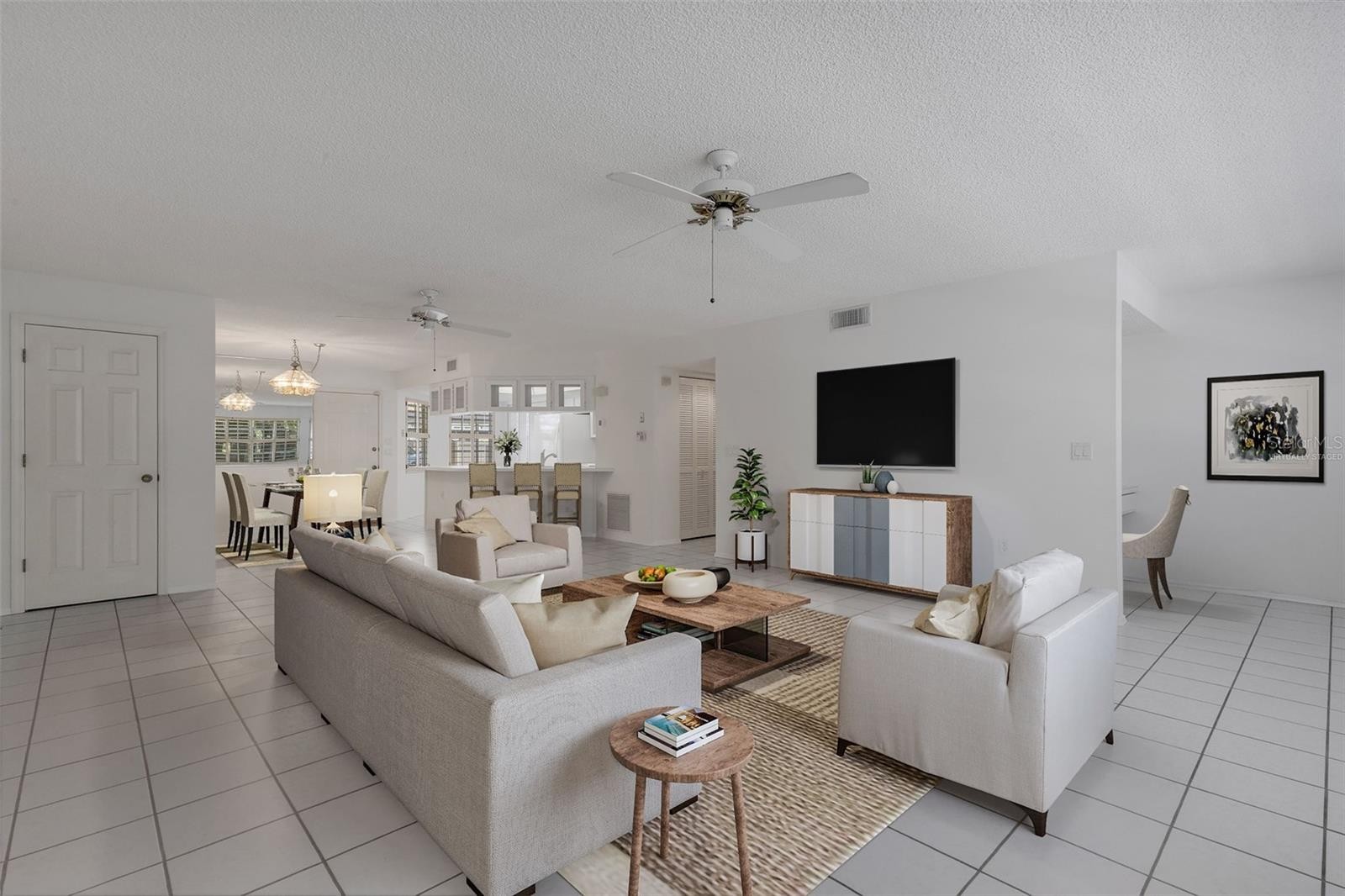 528 W VENICE AVE ## 1