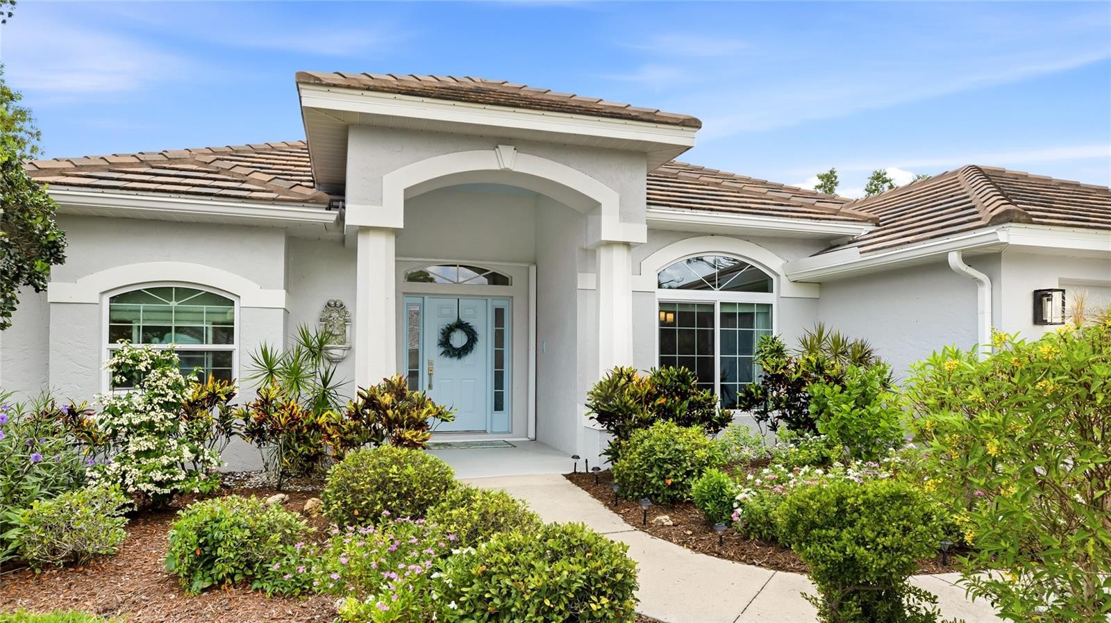 2102 CALUSA LAKES BLVD