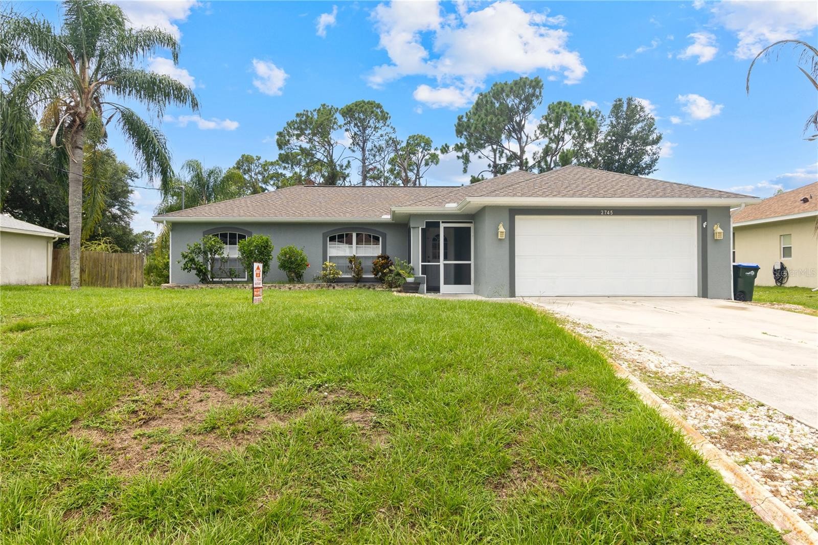 2745 NELLIE LN