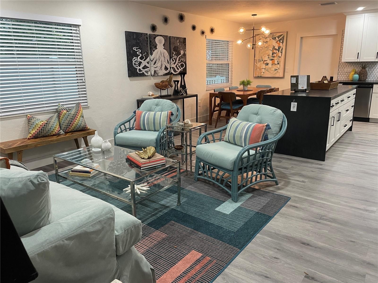 1920 MORRILL ST #Pineapple