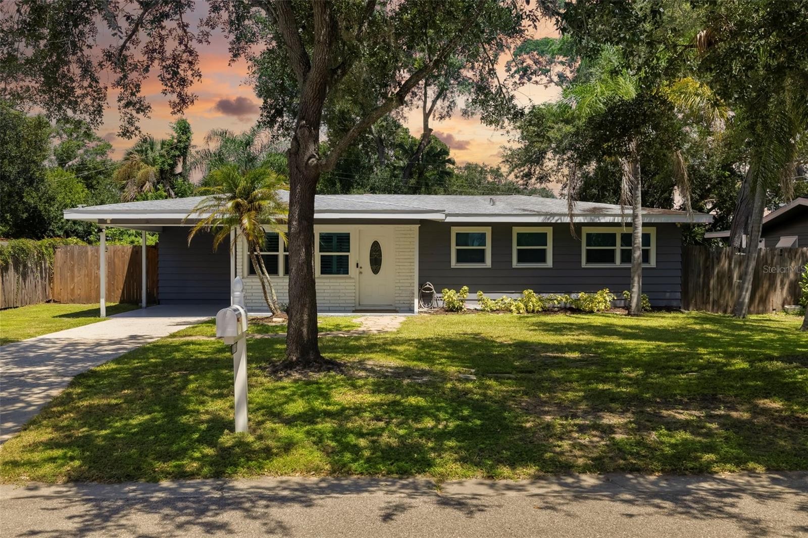 3169 ALTA VISTA ST