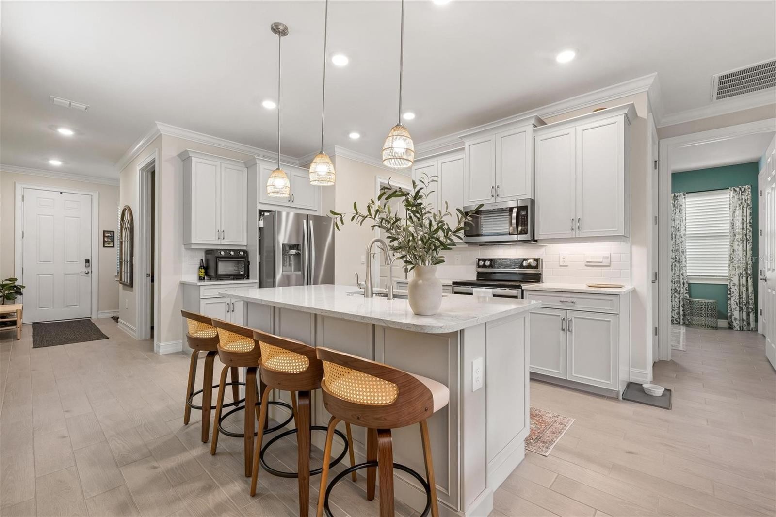 313 PALESTRO ST