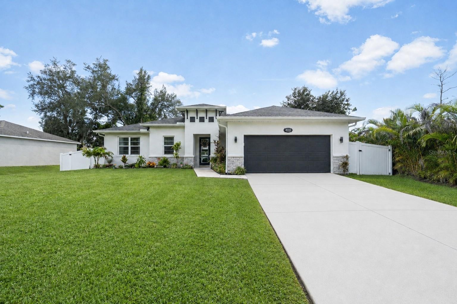 4033 UNION LN