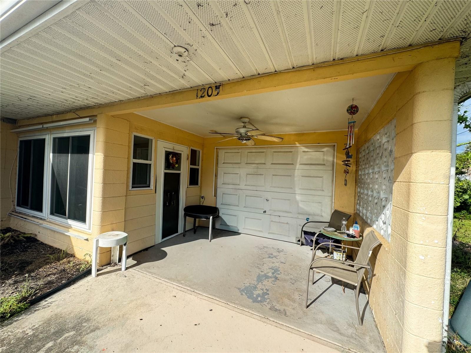 1205 SUNSET AVE