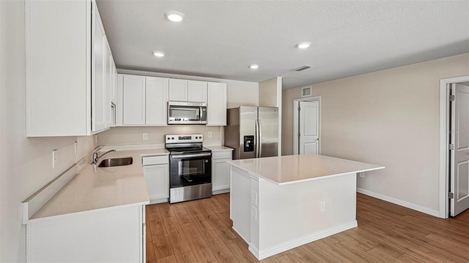 13122 OLD CANOE WAY