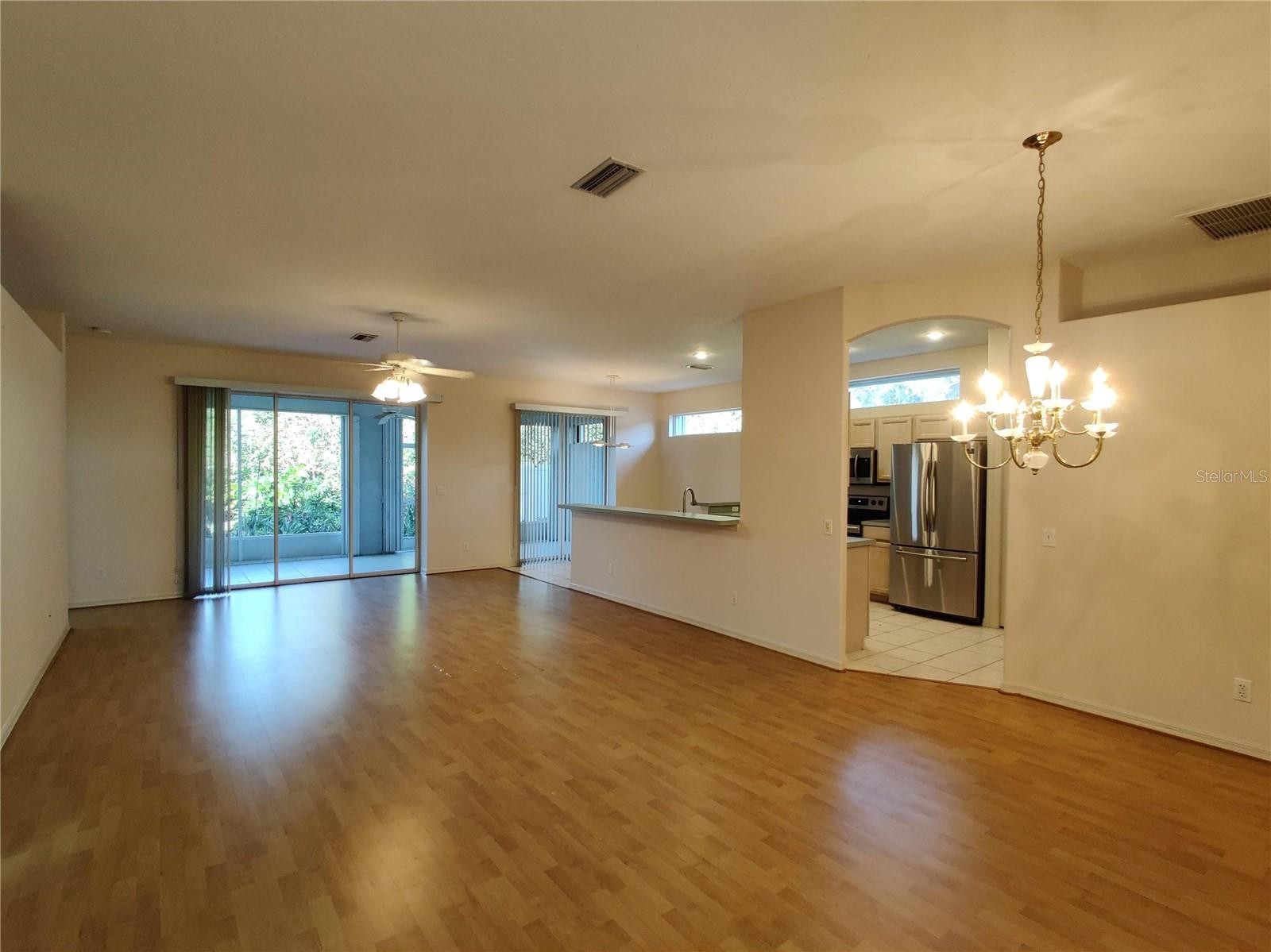 4469 EDINBRIDGE CIR #25